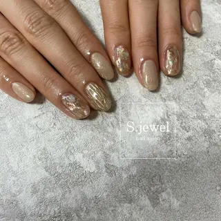 ネイル S♡JEWEL所属・S. JEWELのネイルデザイン