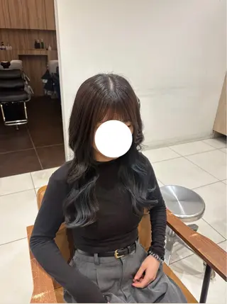 ロング カラー 透明感カラー/ 似合わせカットｍｏｅのヘアスタイル