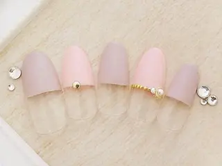 ネイル ゲン レイカのネイルデザイン