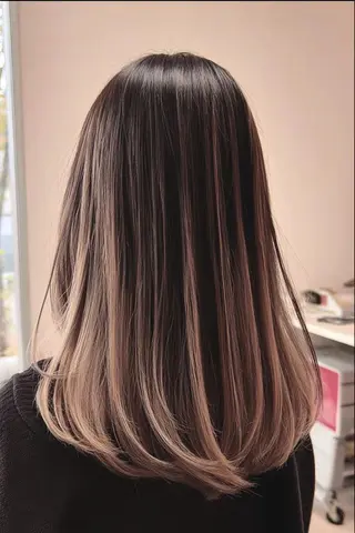 セミロング カラー ❄︎YUNA❄︎ 《お手軽イメチェン》のヘアスタイル