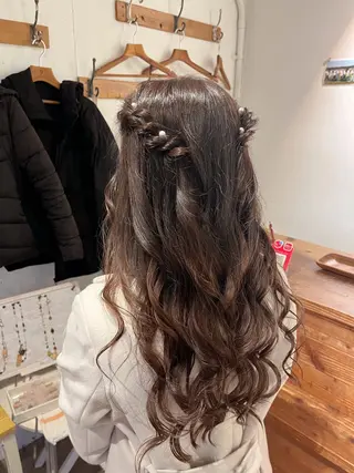ロング 大塚 陽彩のヘアスタイル