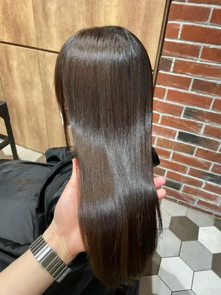 セミロング 髪質改善、縮毛矯正 酸性縮毛矯正のヘアスタイル