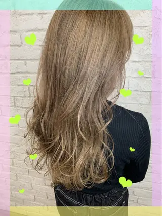 ミディアム 🌈ハイライトカラー 🌈naokoのヘアスタイル