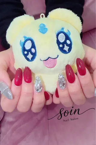ネイル ヘアースタジオRenew所属・Nail salon soinのネイルデザイン