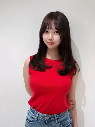 セミロング カラー loulou所属・透明感カラー 💎飯塚ゆうきのヘアスタイル