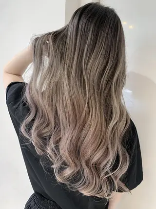 ロング カラー パーマ 公式 Ease by amble luxeのヘアスタイル