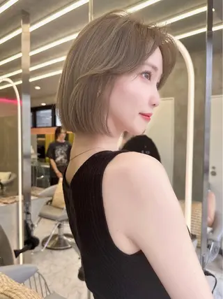 ミディアム 廣瀬双葉 トップスタイリストのヘアスタイル