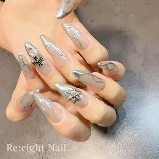 ネイル 【Re:eight】 RIRIKAのネイルデザイン