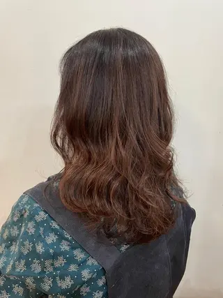 ロング カラー 大野 志歩のヘアスタイル