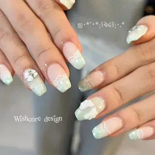 ネイル sio.nail&eyebrow salon shimokitazawa2号店所属・nailist mana𖤐´-のネイルデザイン