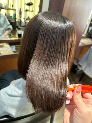 ミディアム TotalBeautysalonCURE所属・CURE 朱梨のネイルデザイン