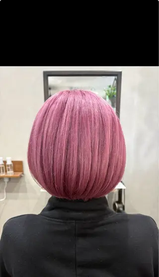 ショート カラー STARRY所属・石田 佳恋のヘアスタイル