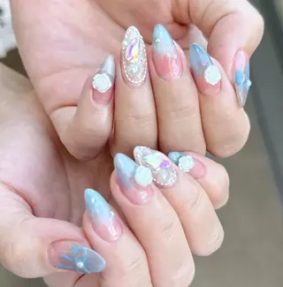 ネイル 新山 聖のネイルデザイン