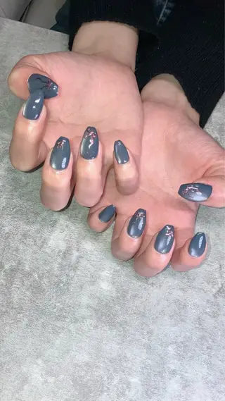 ネイル haleyume所属・shino🌟 痛ネイルのネイルデザイン