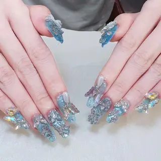 ネイル yu ri 🌹のネイルデザイン