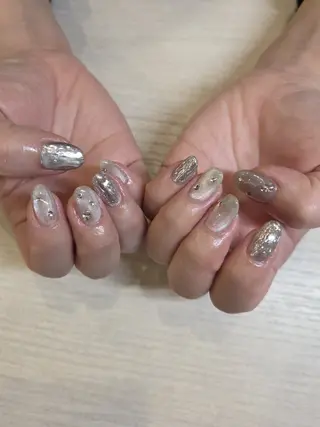 ネイル 関口 友菜のヘアスタイル