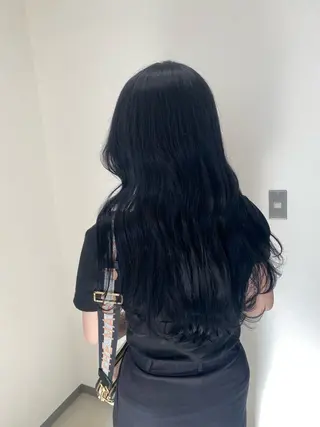 ロング カラー ヘアアレンジ 艶カラー/ハイトーン /レイヤーカットのヘアスタイル