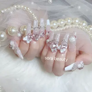 ネイル Chiin Nailのネイルデザイン