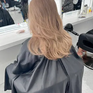 セミロング カラー ヘアアレンジ 〈公式〉🕯️ BABY上野🕯️のヘアスタイル