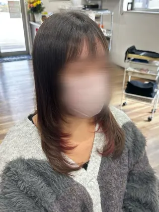 セミロング 森 音遠のヘアスタイル