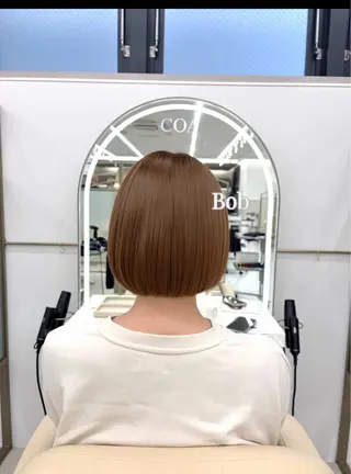 ショート カラー COAGINZA /ボブ/ERINAのヘアスタイル