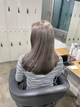 ロング カラー パーマ ヘアアレンジ メンズ ネイル マツエク・マツパ アイブロウ 透明感カラー・レイヤ ー🎀amika🎀のヘアスタイル