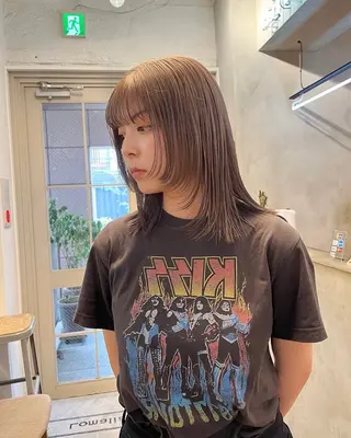 ミディアム カラー オリーブ/縮毛♡ Natsuno🩰のヘアスタイル