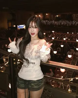 ロング カラー ヘアアレンジ 大人っぽ中韓レディ ヘア🤍MAOのヘアスタイル