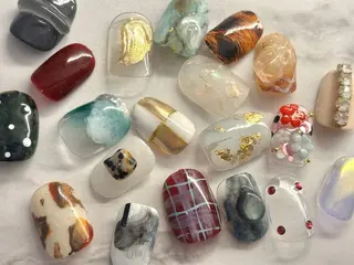 ネイル 栗田 ゆう子のネイルデザイン