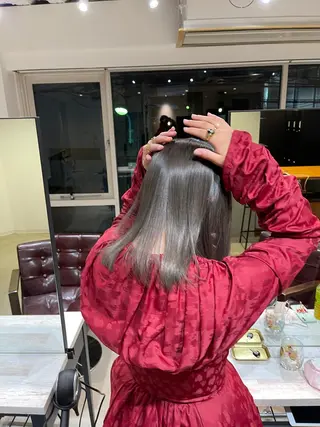 ミディアム カラー 特別モデル価格 タカシマイッセイのヘアスタイル