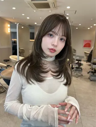 セミロング CITY.所属・早藤 芙麗有のヘアスタイル