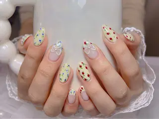 高橋 ユキのネイルデザイン