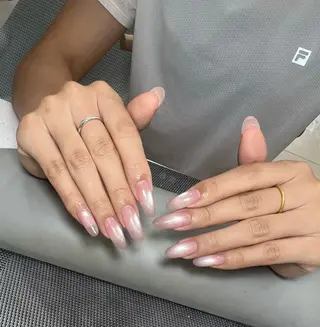 ネイル 高木 維麗絲のネイルデザイン