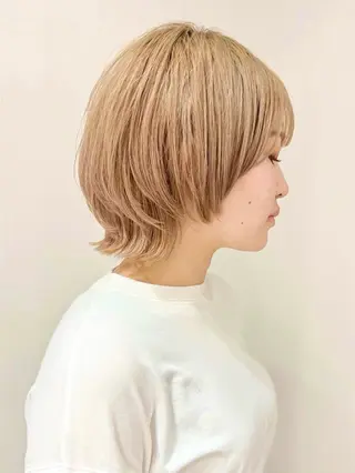 ショート カラー 顔周りレイヤー🌈 透明感カラ⭐️RENのヘアスタイル