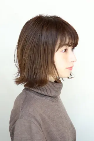 ミディアム カラー 羽鳥 美穂のヘアスタイル