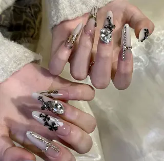 ネイル Miya🎀 nailのネイルデザイン