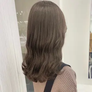 セミロング カラー ParveMix￤ 大賀さつき🍨🤍のヘアスタイル