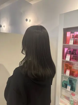 ミディアム カラー 【YOKE】　西田 乃那のヘアスタイル