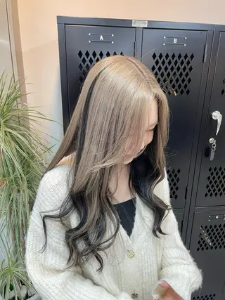 ロング カラー 沖見 颯斗のヘアスタイル