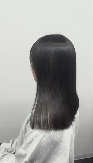 ミディアム BALE所属・祥華(さちか)／透 明感カラー／髪質改善のヘアスタイル