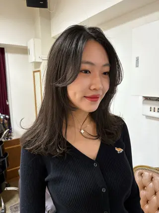 セミロング カラー takada kohのヘアスタイル