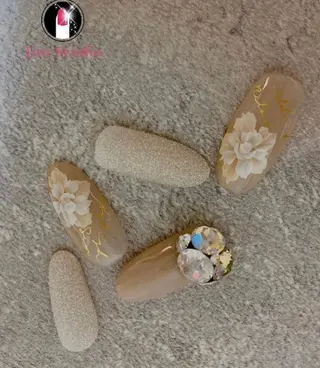 ネイル JINI NAIL所属・ジニ ネイルのネイルデザイン