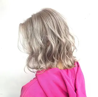 ショート カラー ヘアアレンジ ハイトーン/美髪矯正 🍃大江拓実のヘアスタイル