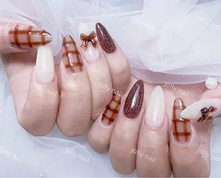 ネイル Jolly Nail Salon ジェル＆長さ出し専門所属・ア ヤのネイルデザイン