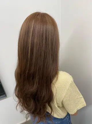 ロング カラー 山本 美羽のヘアスタイル
