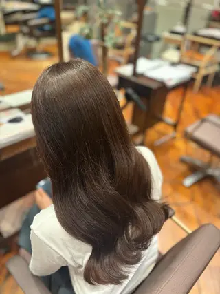 ロング 小西 莉央のヘアスタイル