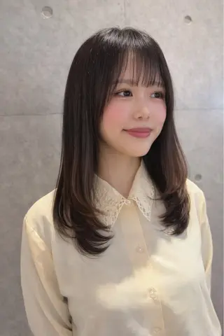 ミディアム 南 菜花のヘアスタイル
