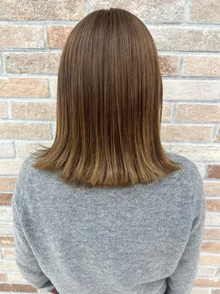 セミロング カラー 齋藤 らいのヘアスタイル