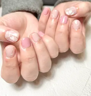 ネイル 濱嶋 結菜のネイルデザイン