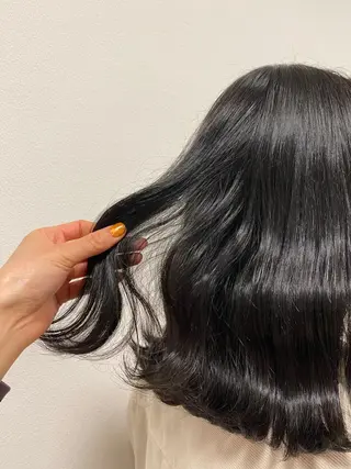 ミディアム カラー the BRIDGE 加藤みのりのヘアスタイル